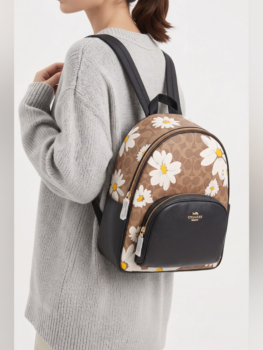 NWT - Coach Court Backpack in Signature Canvas with Daisy Print Year 2024 - Picture 13 of 15
